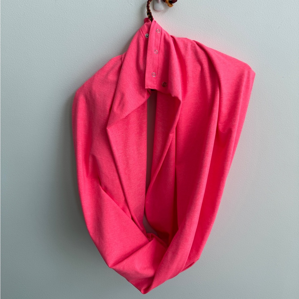 Lululemon snap vinyasa scarf